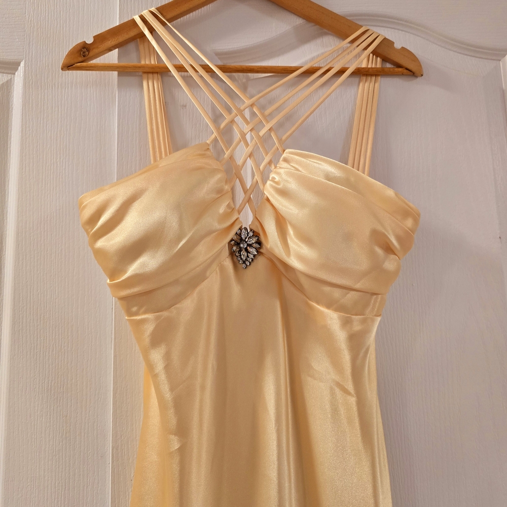 Elegant Cream Maxi Dress